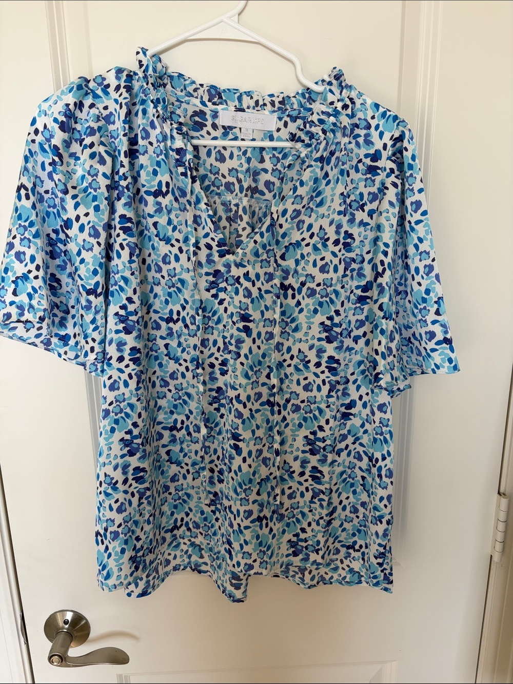 Sugarlips Aqua & Navy Floral Ruffle V-Neck Blouse